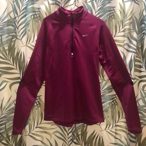 Woman’s Nike quarter zip dri-fit